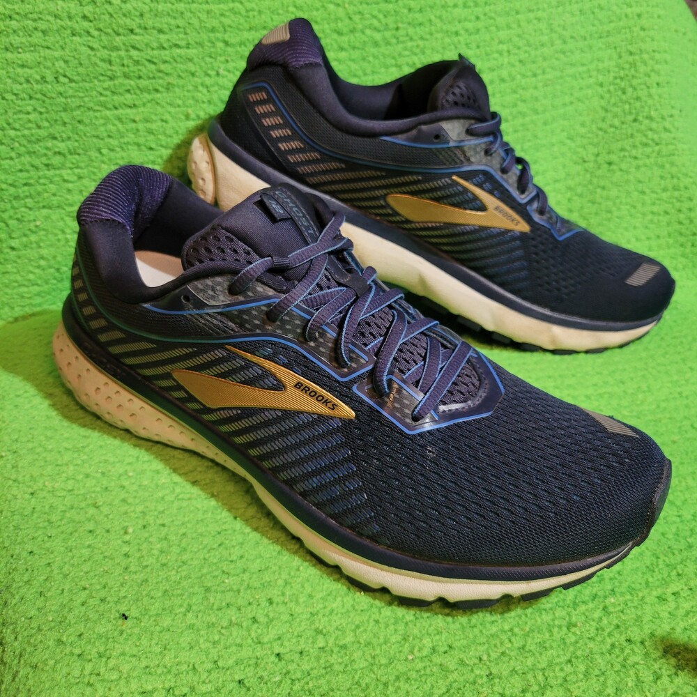Brooks Athletic running Shoes Size 11 Navy Blue Gold Running Sneakers